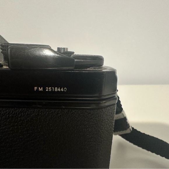 Nikon FM 35 mm camera and lens set RARE - Picture 5 of 16